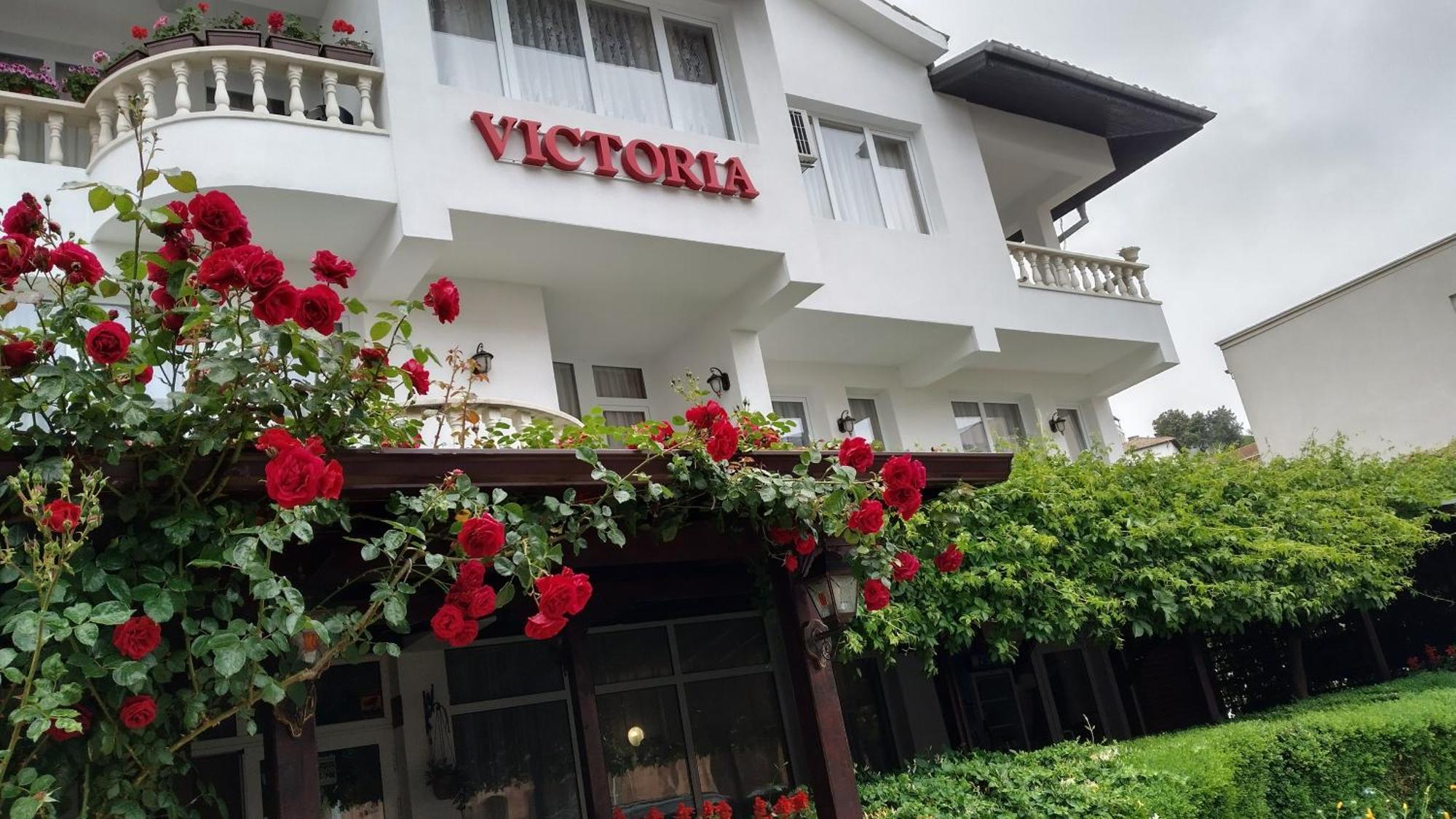 Victoria Family Hotel Балчик Экстерьер фото