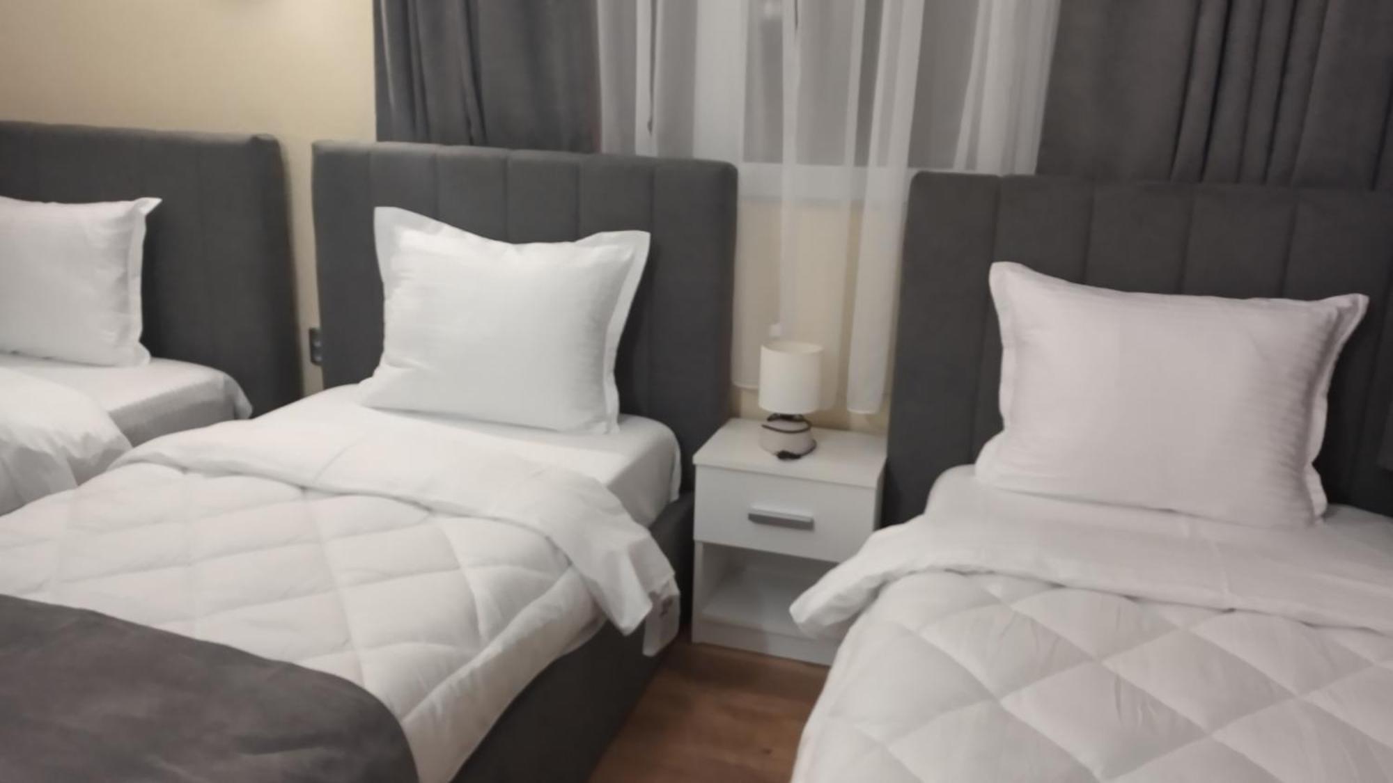 Victoria Family Hotel Балчик Экстерьер фото
